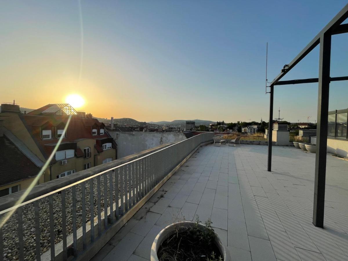 Hillside Central Apartments Budapest Esterno foto